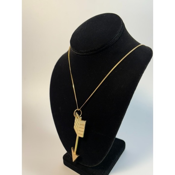 Vintage Necklace Park Lane Gold Tone 28 Inches Huge Chunky Arrow Pendant - Picture 3 of 6